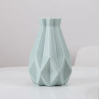 Modern Plastic Flower Vase for Home Decoration (1pc)