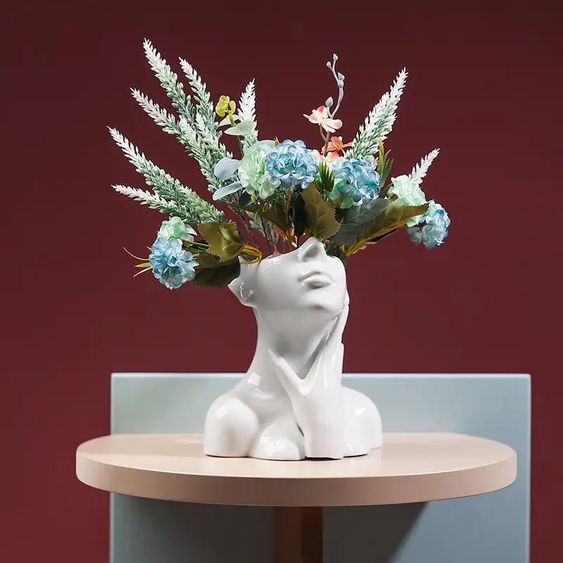 Creative One-Handed Half-Body Portrait Vase (1pc)